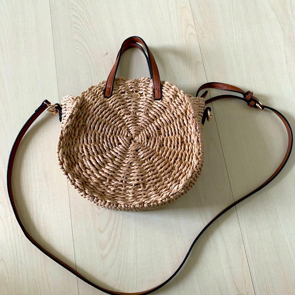 Lauren Conrad Woven Round purse